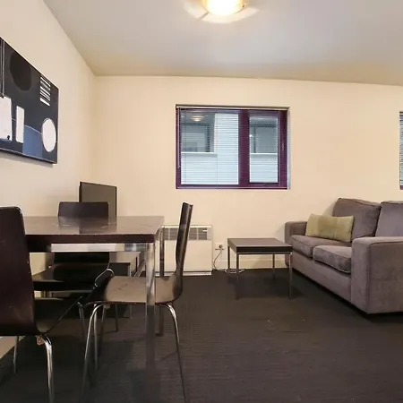 Plum Serviced Apartments Carlton-3